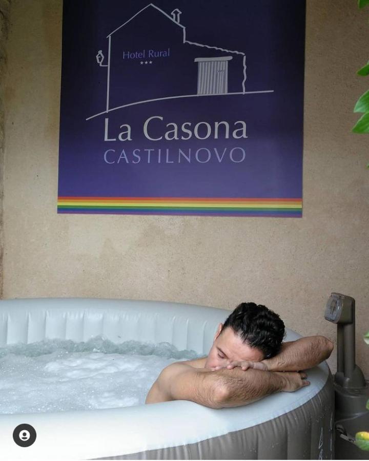 La Casona De Castilnovo - Gay Men Only Guest House Valdesaz Ngoại thất bức ảnh