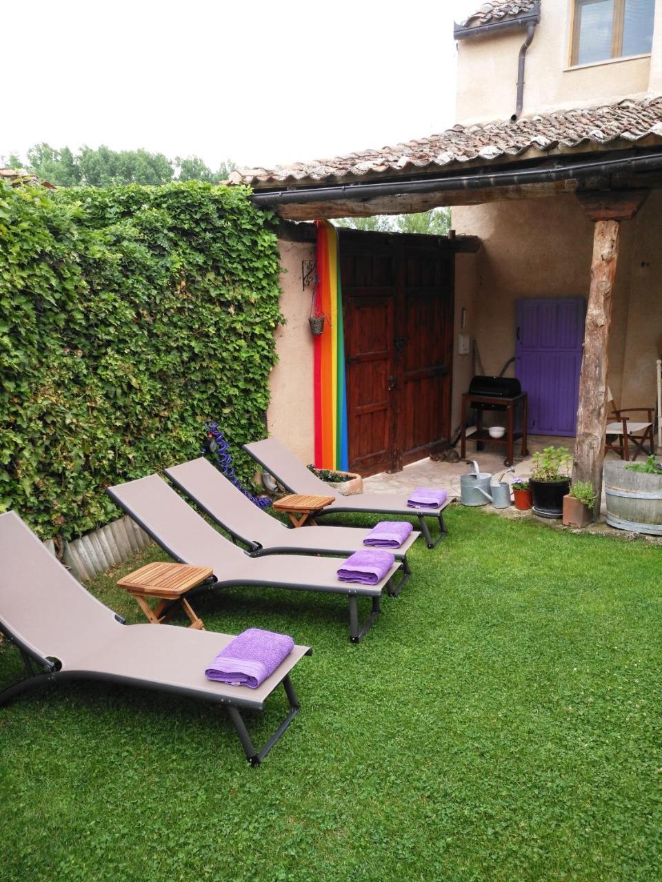 La Casona De Castilnovo - Gay Men Only Guest House Valdesaz Ngoại thất bức ảnh